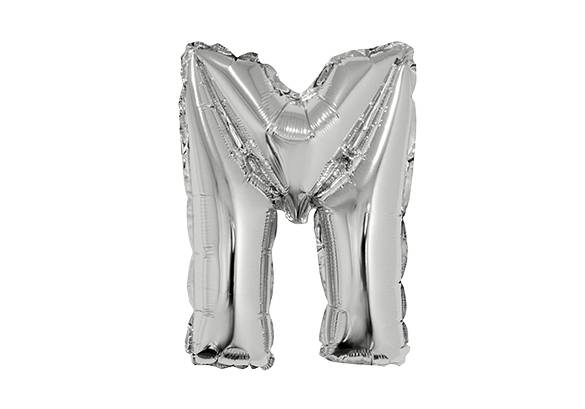 LETRA M PLATEADA DE 34 PULGADAS